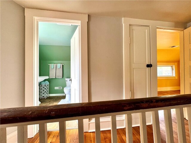 3640 Forest Ave, Kansas City, MO 64109 - corridor with baseboards