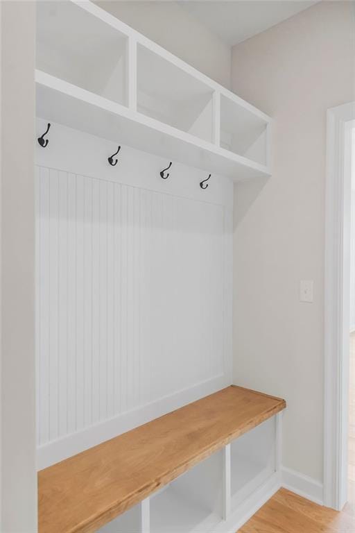 16470 W 166th Pl, Olathe, KS 66062 - mudroom featuring baseboards and light wood-type flooring