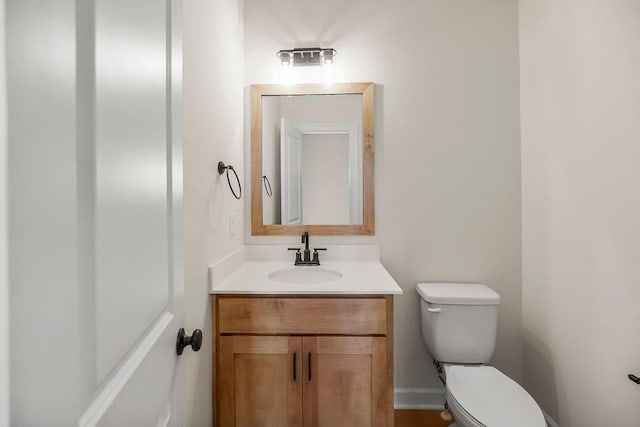 16470 W 166th Pl, Olathe, KS 66062 - half bathroom featuring toilet and vanity