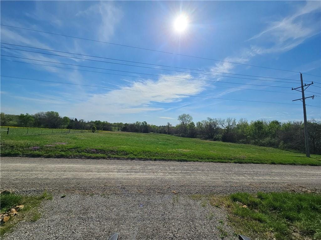 000 Lone Star Rd, Paola, KS 66071