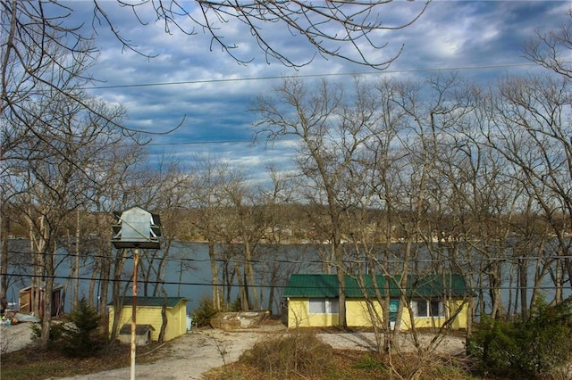 view of water feature