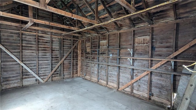 2023 Linden Rd, Hiawatha, KS 66434 - view of storage