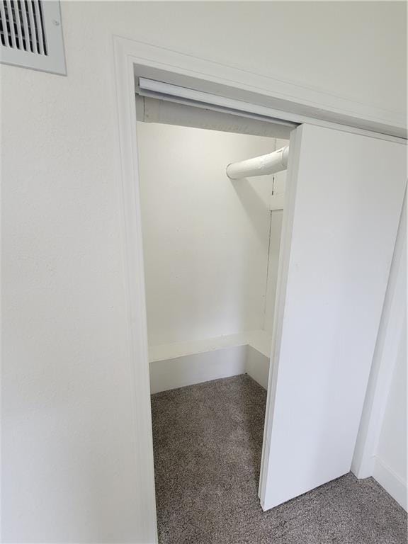 6211 Washington St, Saint Joseph, MO 64504 - spacious closet with carpet and visible vents