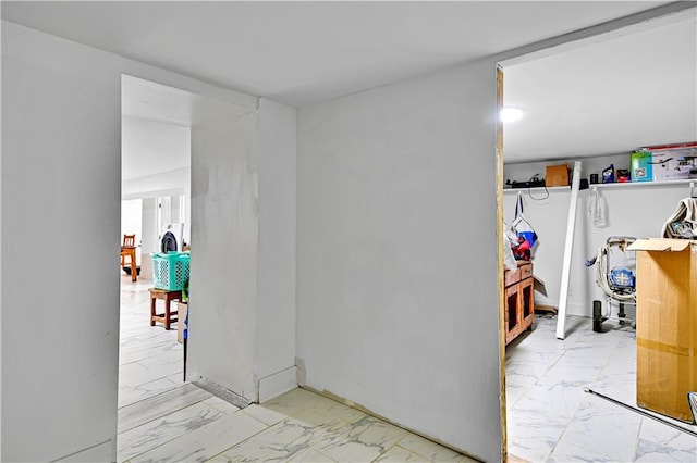2705 Endicott Ave, Kansas City, KS 66104 - interior space with marble finish floor
