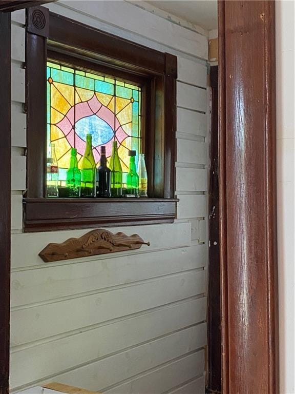 interior details with wooden walls