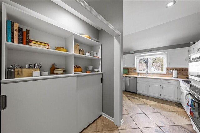 storage area featuring a sink