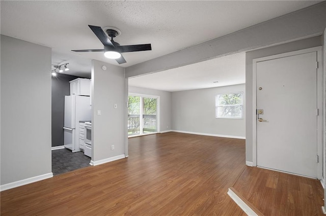 4518 Holly St Unit 34, Kansas City, MO 64111 - photo 6