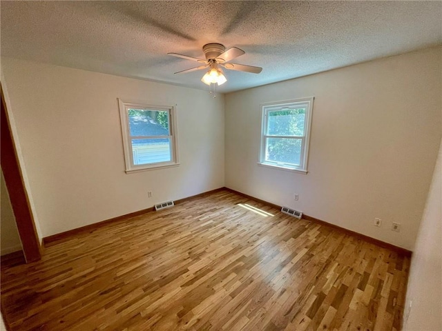 112 W Russell Ave, Warrensburg, MO 64093 - photo 9