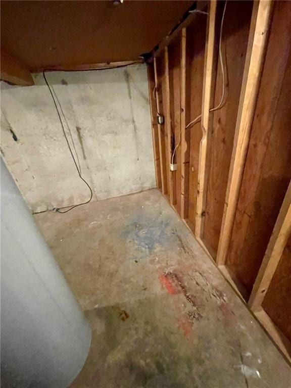 112 W Russell Ave, Warrensburg, MO 64093 - photo 22