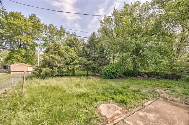 10408 E 28th Ter S, Independence, MO 64052 - view of yard featuring fence