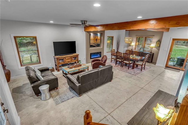 4866 Dabinawa Dr, Mclouth, KS 66054 - living area with baseboards, recessed lighting, and a ceiling fan