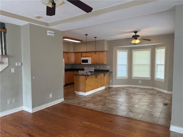 422 S 22nd St, Saint Joseph, MO 64501 - photo 3