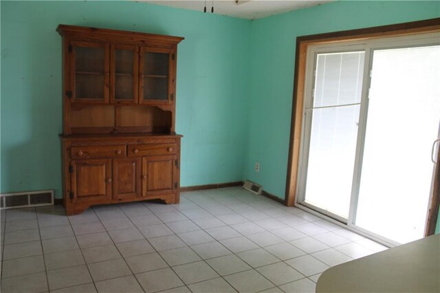 25770 Tonganoxie Dr, Leavenworth, KS 66048 - photo 16