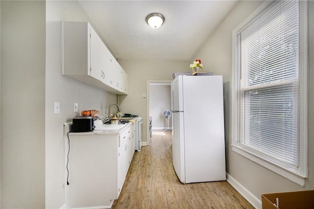 3318 E 10th St, Kansas City, MO 64127 - photo 6
