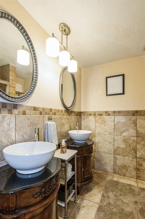 1111 W 46th St Unit 4, Kansas City, MO 64112 - photo 12