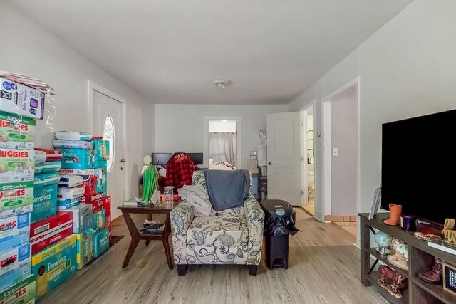 4032 Kensington Ave, Kansas City, MO 64130 - photo 13