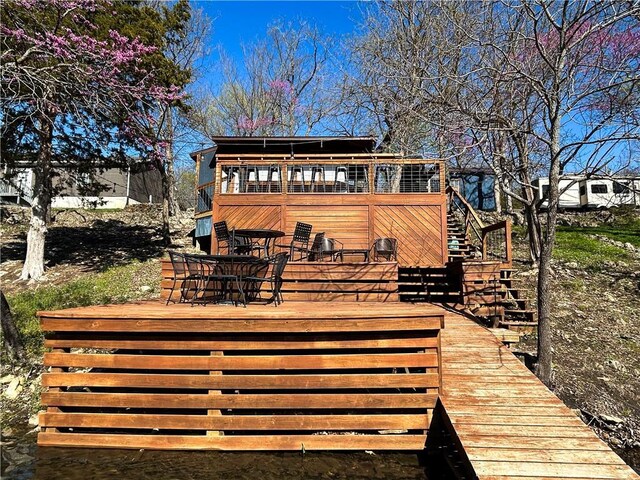 225 E Sugarlake Dr, Mound City, KS 66056