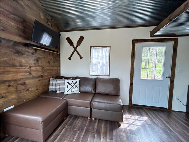 225 E Sugarlake Dr, Mound City, KS 66056