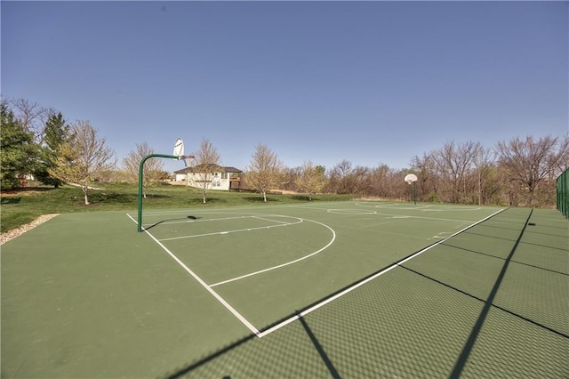 4246 Lakeview Ter, Basehor, KS 66007 - view of basketball court with community basketball court