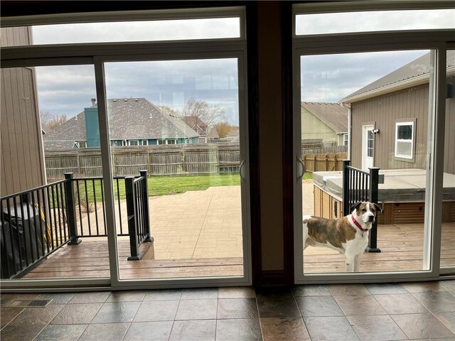 908 Cedar Ct, Paola, KS 66071 - view of entryway