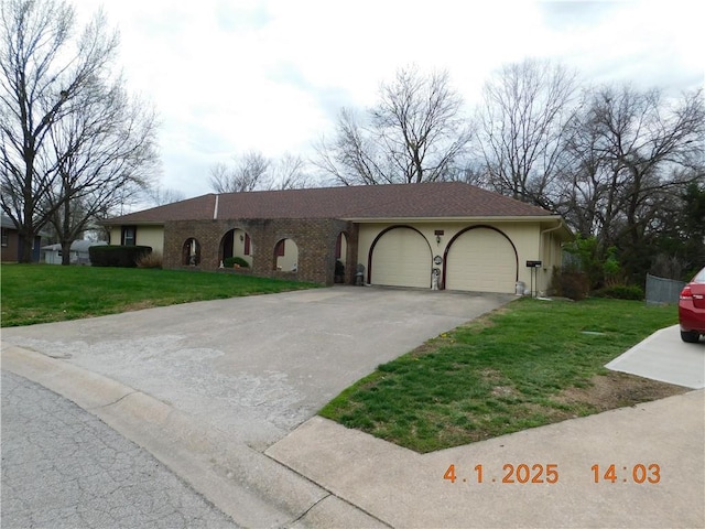 1208 Chapel Dr, Harrisonville, MO 64701 - photo 4