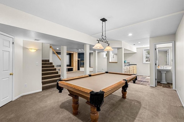 recreation room featuring a sink, visible vents, baseboards, carpet, and pool table