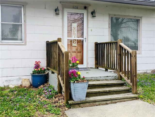 view of property entrance