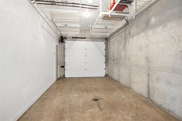 1610 Summit St, Kansas City, MO 64108 - view of garage