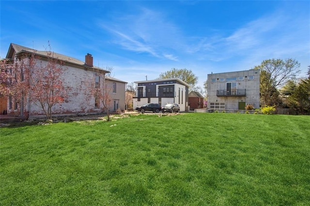1610 Summit St, Kansas City, MO 64108 - view of yard