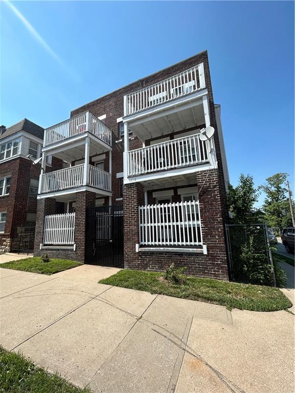 1316 Admiral Blvd, Kansas City, MO 64106 - photo 1