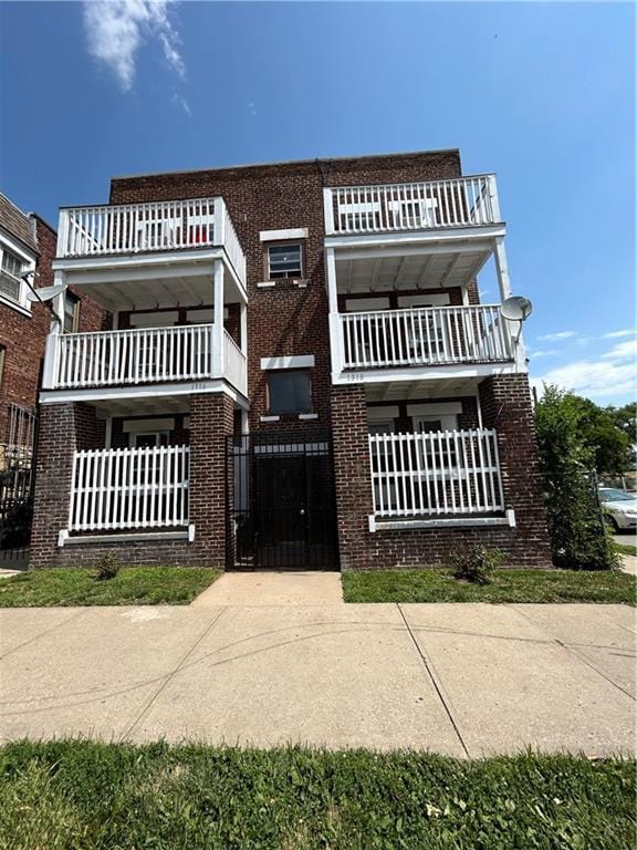 1316 Admiral Blvd, Kansas City, MO 64106 - photo 2