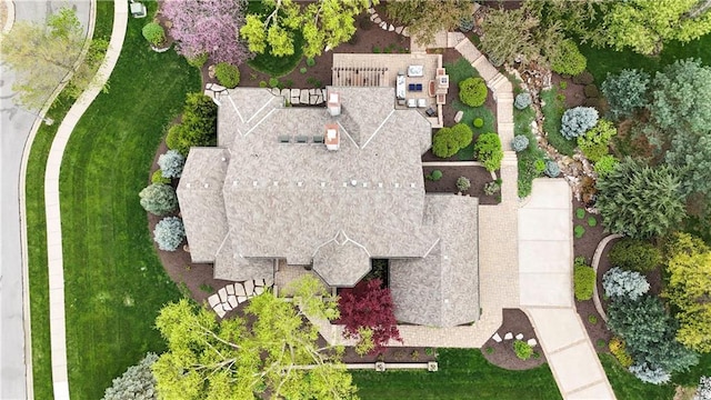 4319 N Mulberry Dr, Kansas City, MO 64116 - aerial view of property and surrounding area