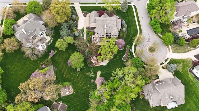 4319 N Mulberry Dr, Kansas City, MO 64116 - aerial overview of property's location featuring nearby suburban area