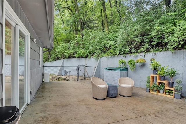 1477 Spruce Ave, Liberty, MO 64068 - view of patio featuring fence