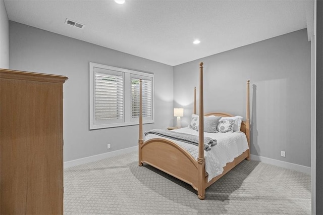 2189 W 89th Pl, Leawood, KS 66206 - carpeted bedroom featuring visible vents, baseboards, and recessed lighting