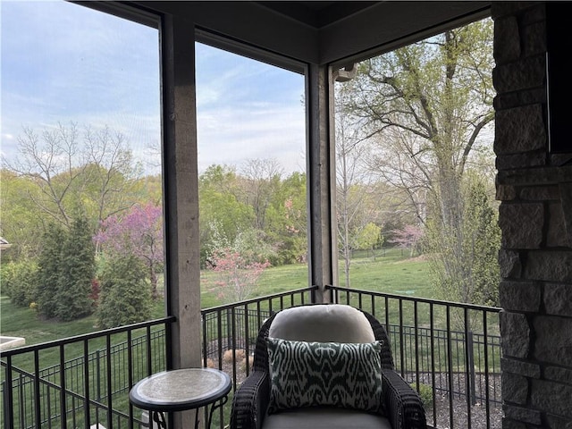 2189 W 89th Pl, Leawood, KS 66206 - sunroom / solarium with a healthy amount of sunlight