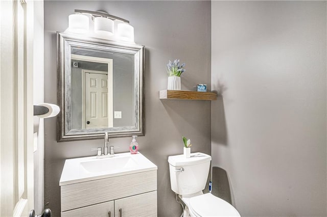 7325 Oakview St, Shawnee, KS 66216 - bathroom with toilet and vanity