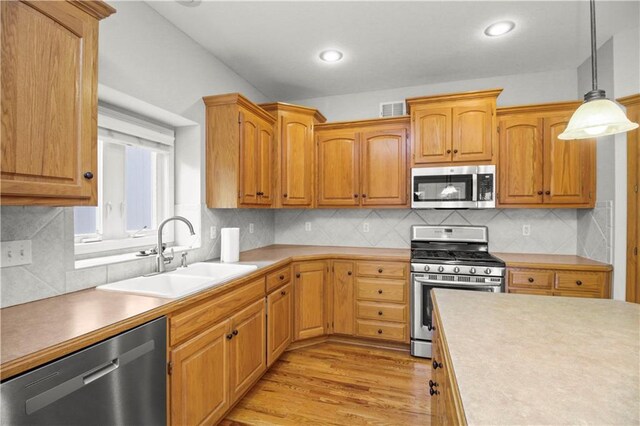 513 NE Hans Dr, Blue Springs, MO 64014 - photo 8