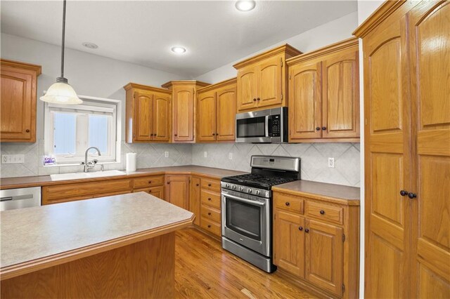 513 NE Hans Dr, Blue Springs, MO 64014 - photo 9