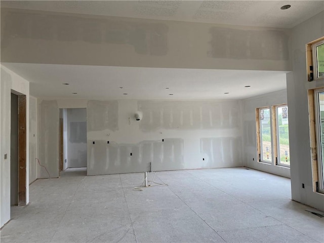 3010 NE 102nd St, Kansas City, MO 64155 - view of empty room
