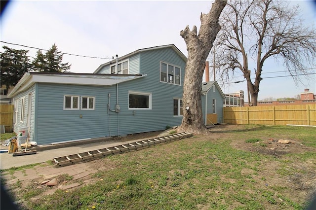 1202 Sacramento St, Saint Joseph, MO 64503 - photo 9