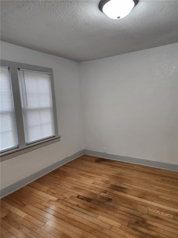 1202 Sacramento St, Saint Joseph, MO 64503 - photo 23