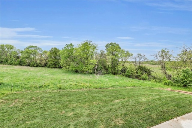 502 Seventh St, Smithville, MO 64089 - view of yard featuring a view of countryside