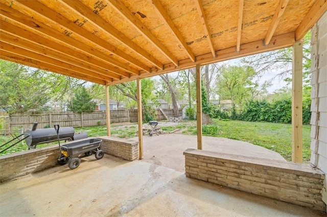 4401 N Holmes St, Kansas City, MO 64116 - view of patio featuring a fenced backyard