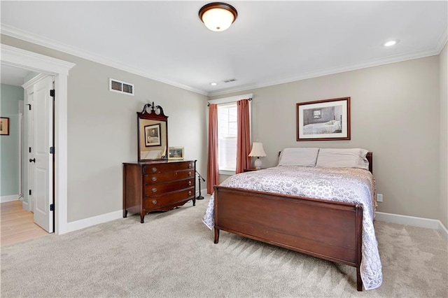 3205 SW Rockbridge Dr, Lees Summit, MO 64081 - bedroom featuring baseboards, ornamental molding, visible vents, and light colored carpet