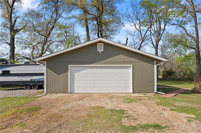 view of detached garage
