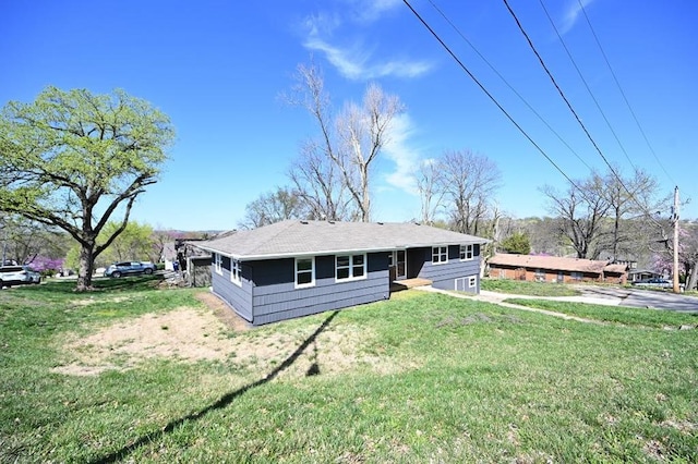 view of front of house with a front yard