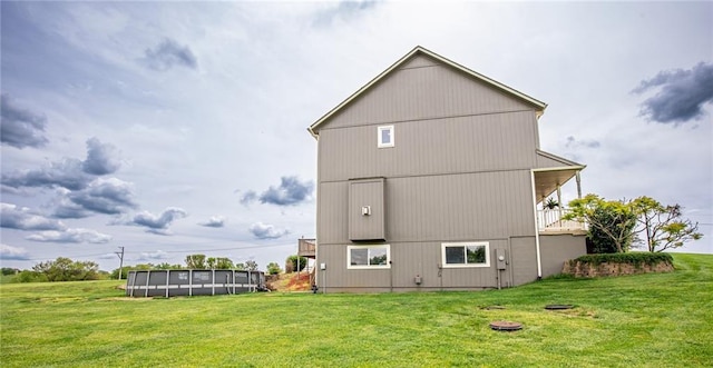 25477 Crestview Dr, Paola, KS 66071 - back of property featuring a yard