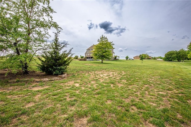 25477 Crestview Dr, Paola, KS 66071 - view of grassy yard