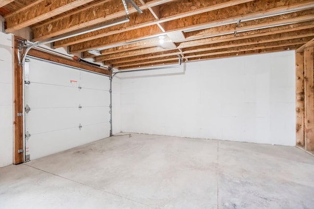 284 SW 1311th Rd, Holden, MO 64040 - view of garage